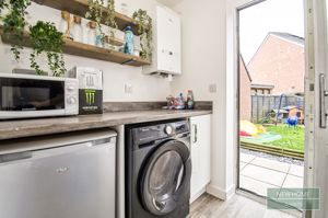 Photo 16- click for photo gallery